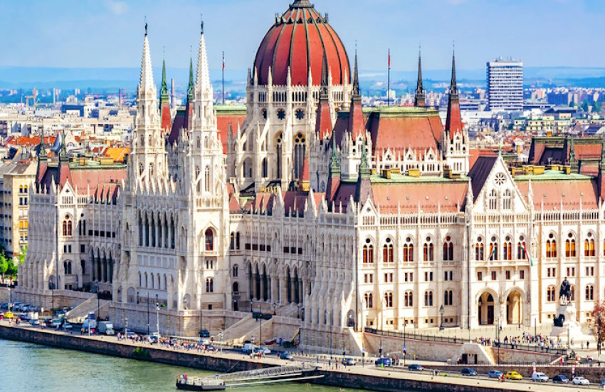 EUROPA: TOUR DI BUDAPEST
